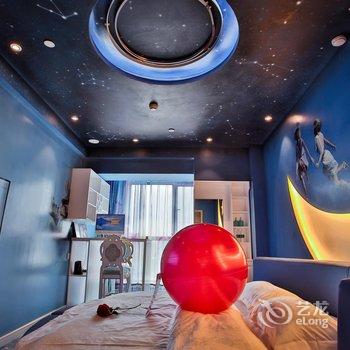 西安钟楼浅时光情侣情趣主题酒店(通化门地铁站店)酒店提供图片