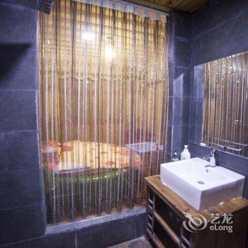 凤凰WE旅店酒店提供图片