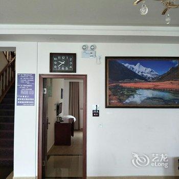 甘孜稻城亚丁格绒民居酒店提供图片