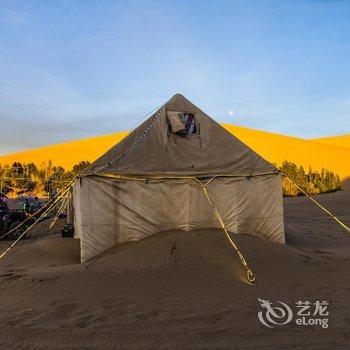 敦煌大漠风尘国际沙漠露营基地住宿酒店提供图片