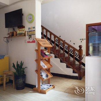 凤凰正中客栈酒店提供图片