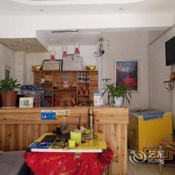 凤凰正中客栈酒店提供图片