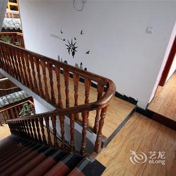 凤凰正中客栈酒店提供图片