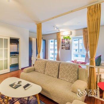 斑斓家民宿(成都春熙路太古里店)酒店提供图片