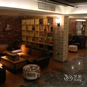 喆啡酒店(广州火车站三元里地铁站店)酒店提供图片