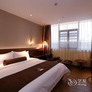 喆啡酒店(广州火车站三元里地铁站店)酒店提供图片