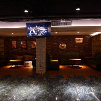 喆啡酒店(广州火车站三元里地铁站店)酒店提供图片