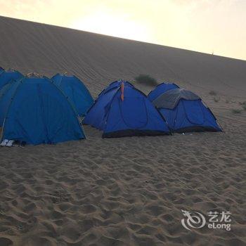 敦煌星星的轨迹沙漠露营基地住宿酒店提供图片