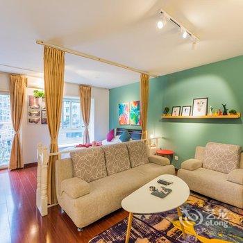 斑斓家民宿(成都春熙路太古里店)酒店提供图片