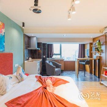 斑斓家民宿(成都春熙路太古里店)酒店提供图片