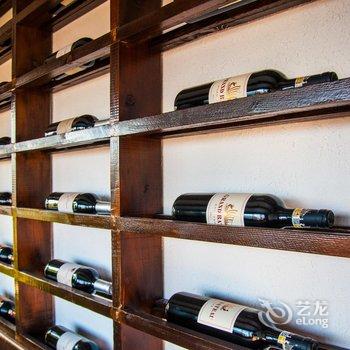 丽江白马里度假庭院半山店(原花屿连锁度假庭院)酒店提供图片