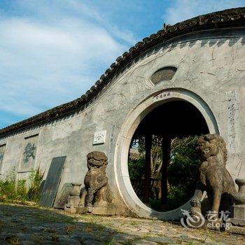 宏村南山南湖畔山庄酒店提供图片