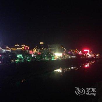 张家界溪布街陆号客栈酒店提供图片