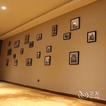 喆啡酒店(广州火车站三元里地铁站店)酒店提供图片