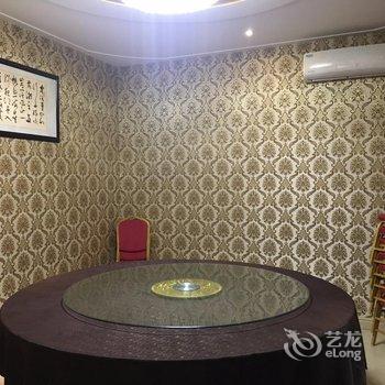 重庆当阳乡洋源河山庄酒店提供图片