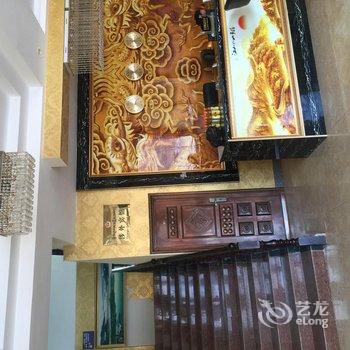 芒康圣洁假日大酒店酒店提供图片