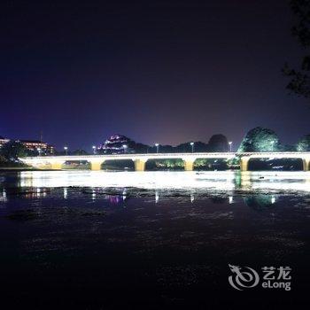 桂林未见雨江景客栈酒店提供图片