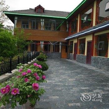 神农架木鱼镇土家山庄酒店提供图片