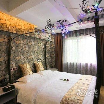 自贡荣县爱情海商务精品酒店酒店提供图片