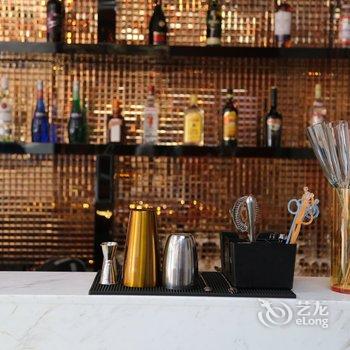 zmax潮漫酒店(广州三元里地铁站店)酒店提供图片