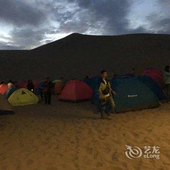 敦煌游多多鸣沙山沙漠露营基地酒店提供图片