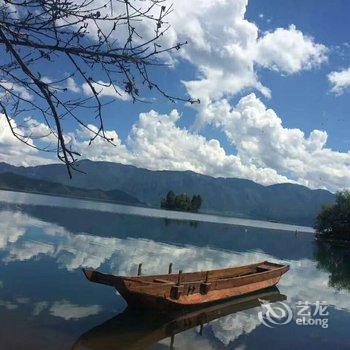 泸沽湖糊涂吧客栈酒店提供图片