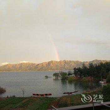 平山县西柏坡圣地酒店酒店提供图片