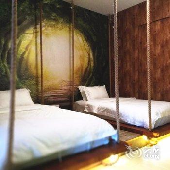 重庆酷虫王国民宿酒店提供图片