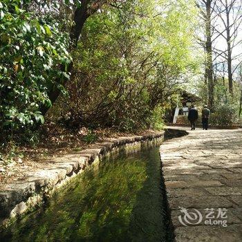 丽江束河漫山草堂雪山观景精品客栈酒店提供图片