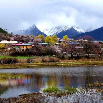 波密十间房花园民宿酒店提供图片