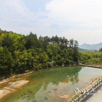 临安龙岗凤凰山庄酒店提供图片