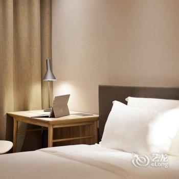 汉庭优佳酒店(上海西藏南路店)酒店提供图片