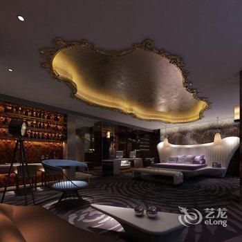 帕菲克精品主题酒店(台州模具城客运西站店)酒店提供图片