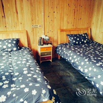 布尔津禾木火刺旅行营地酒店提供图片