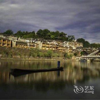 凤凰云轩居精品民宿酒店提供图片