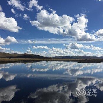 红原白河龙渡湾跑马场大本营-李酒店提供图片