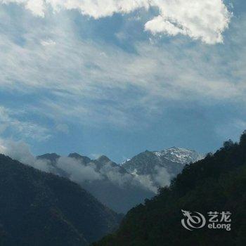 海螺沟山水间温泉大酒店酒店提供图片