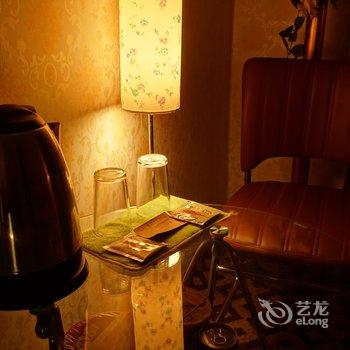 郑州心彼岸网络客栈酒店提供图片