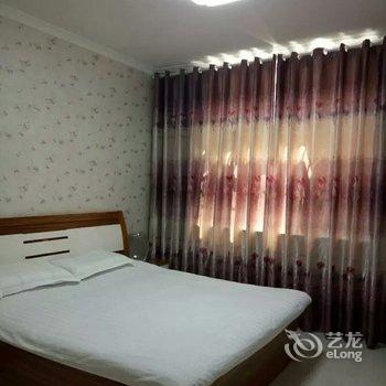 额济纳旗胡杨情家庭旅店酒店提供图片