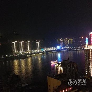 重庆吟江听风青年旅舍酒店提供图片