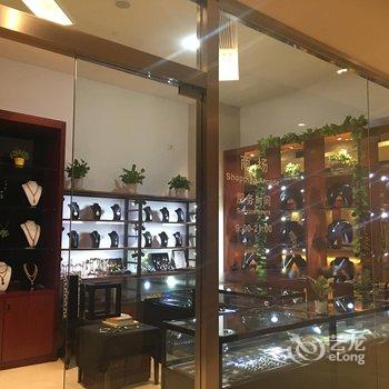 上海悦隆酒店酒店提供图片