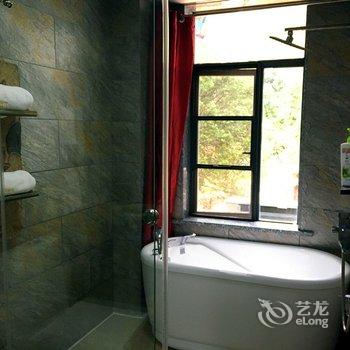 阳朔陋室精品客栈(读书岩店)酒店提供图片