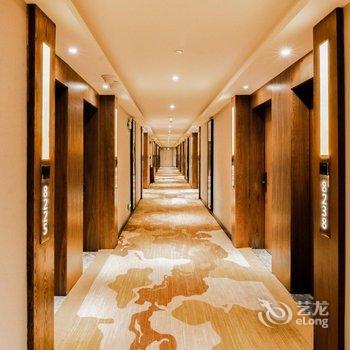 喆啡酒店(广州火车站三元里地铁站店)酒店提供图片