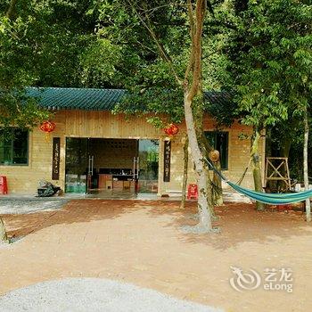 清远峰林墨客人文住宿酒店提供图片