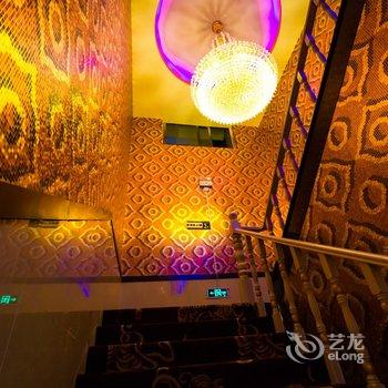 颍上县皇家主题宾馆酒店提供图片