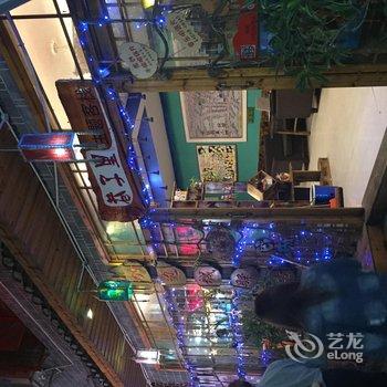 凤凰999边城驿站酒店提供图片