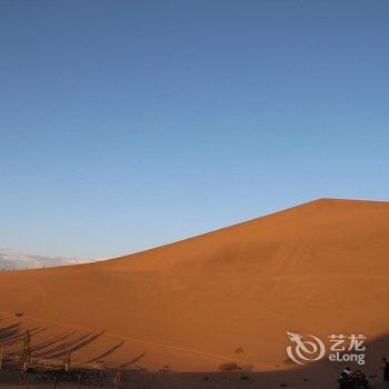 敦煌山行者国际沙漠露营基地酒店提供图片