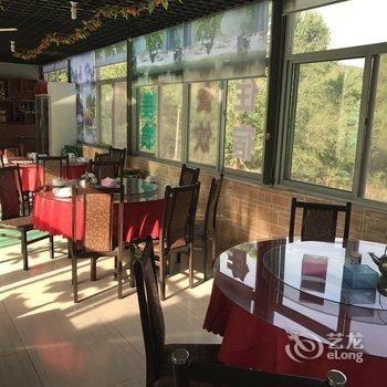 保定野三坡白草畔鑫鑫家园酒店提供图片