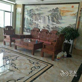 Q+临泽丹霞快乐酒店酒店提供图片