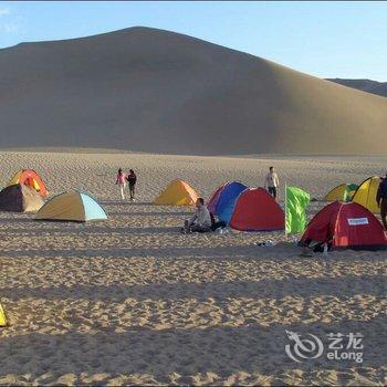 敦煌龙湾沙漠露营基地酒店提供图片